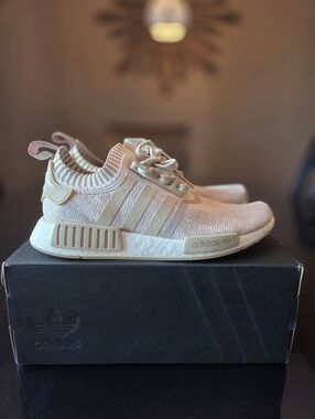 Adidas NMD_R1 Linen Khaki! 8.5M